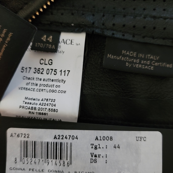 Flash sale⚡️Versace Leather Skirt size 44 - Picture 11 of 13